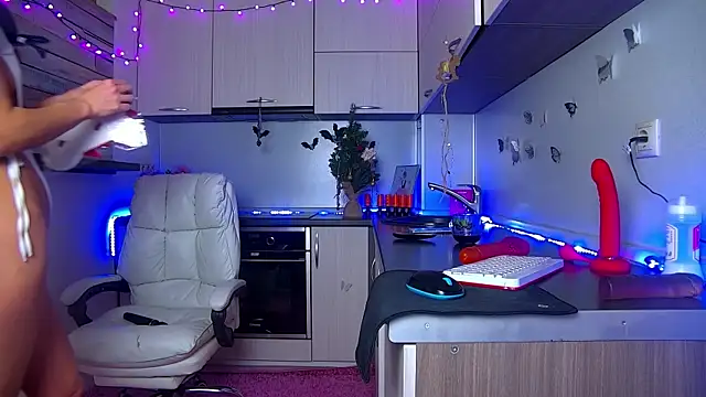 Skinny Nally online show from December 20, 1:31 am