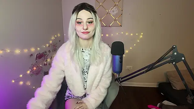 Starr1123 online show from January 16, 8:38 pm