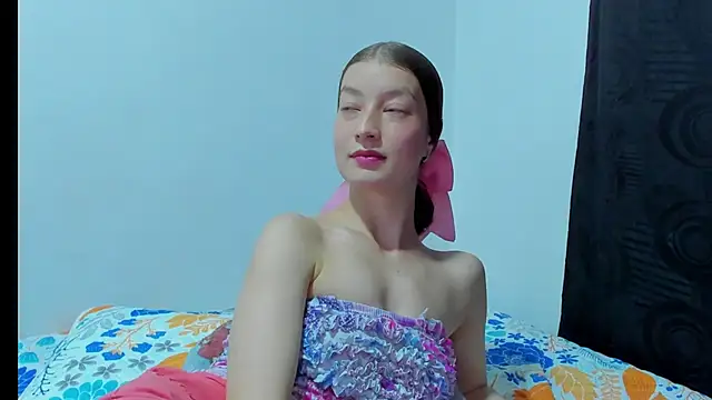 MiiaVolkova online show from April 26, 12:30 am