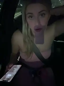 nicolesugarr online show from March 22, 6:19 am