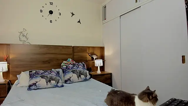 emily adams01 online show from March 3, 11:33 pm