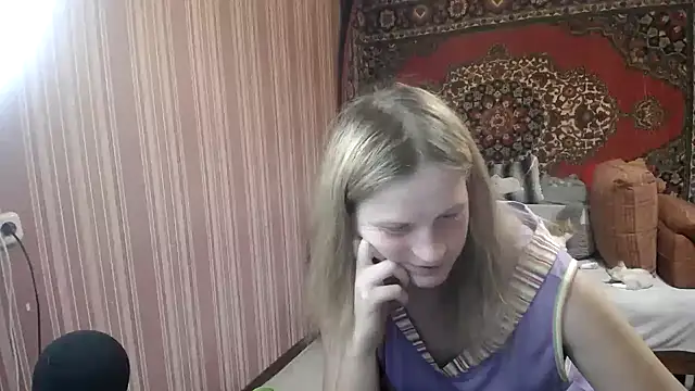 Kathlyn  Heath online show from September 17, 7:45 pm