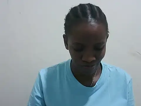 prettybeee online show from December 18, 10:14 pm