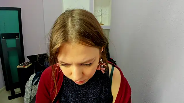 Persephoni online show from March 29, 5:50 am