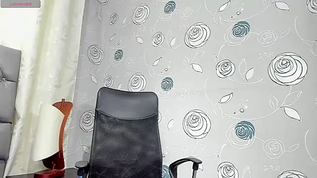 luna evaa online show from October 2, 2:11 pm