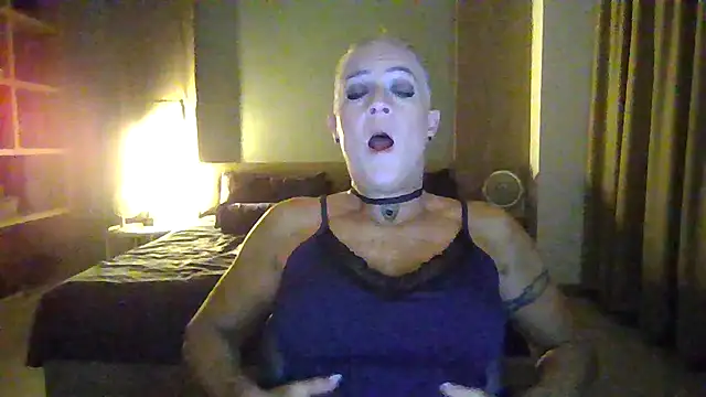 Devon2020 online show from November 7, 12:33 pm