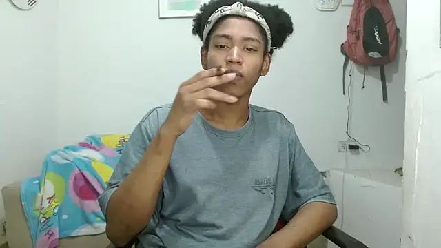 angelamarie1 online show from February 19, 7:24 pm