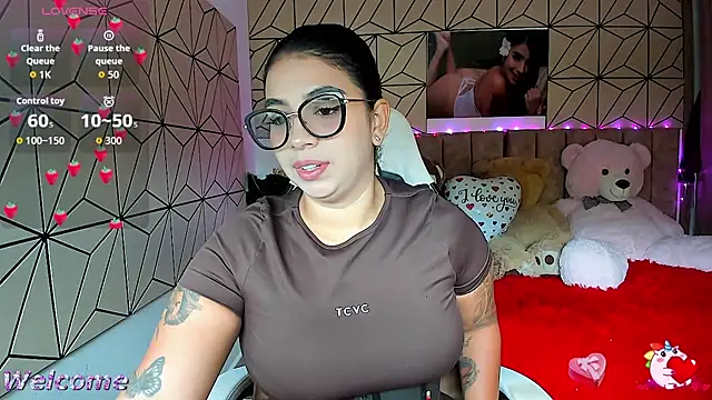 vane lopez  online show from September 22, 5:33 pm