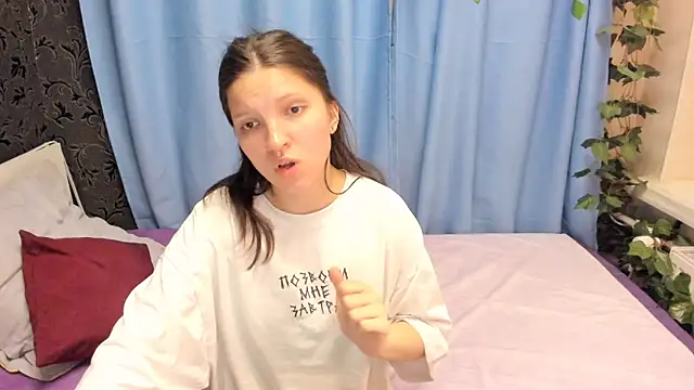 MelaniGrand online show from September 9, 1:33 pm