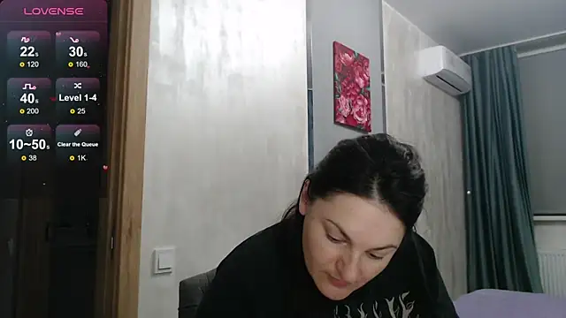 Stacy Davice online show from October 4, 8:46 pm