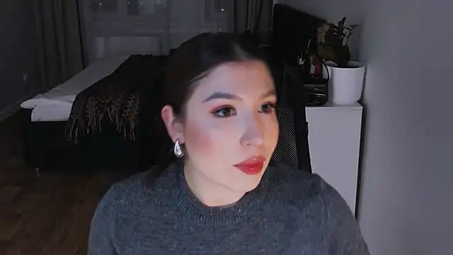 Eva Chris online show from October 24, 4:47 pm