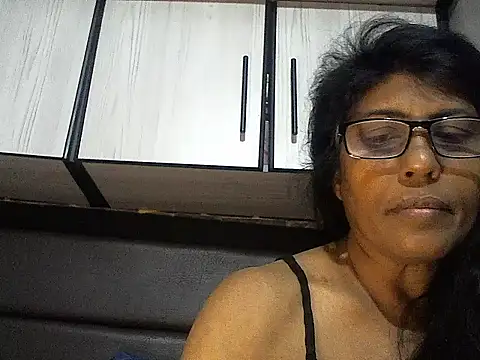 MsAttitude online show from October 6, 6:08 am