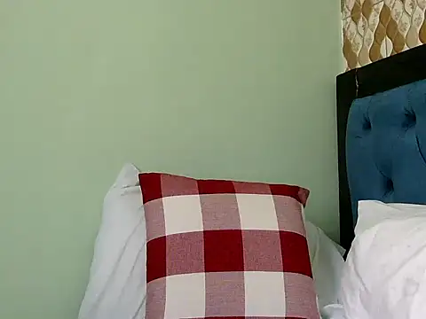 divineass 1 online show from June 1, 8:38 am