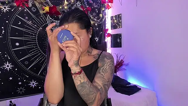 Eva Lee  online show from December 23, 8:51 am