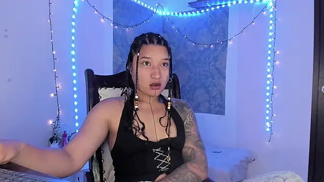 Eva Lee  online show from March 22, 9:48 am