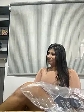 ZiaCalifa online show from December 1, 1:14 pm