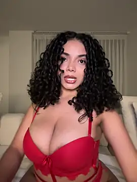 Mariecurl online show from November 13, 11:15 pm