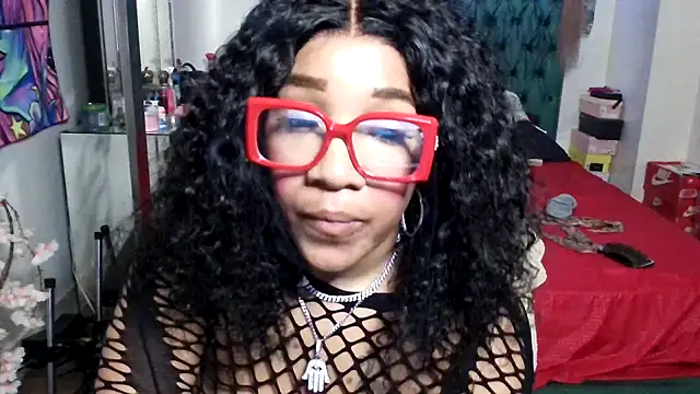 YasmineMinaj online show from September 11, 11:05 pm