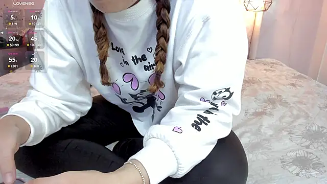 SakuraLee  online show from March 3, 2:01 pm