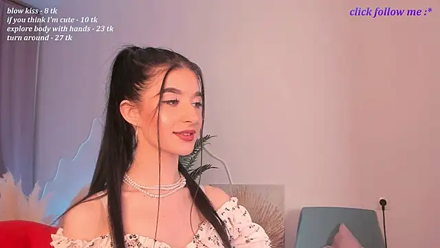 LauraCoy online show from August 5, 9:54 pm