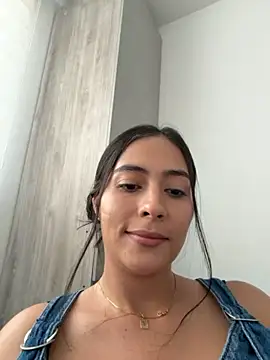 Sophie  Foxxx online show from June 3, 9:53 pm