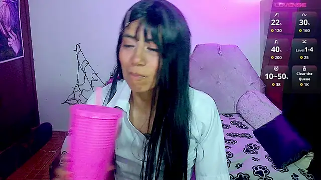 Roxanbunny1 online show from October 29, 1:32 am