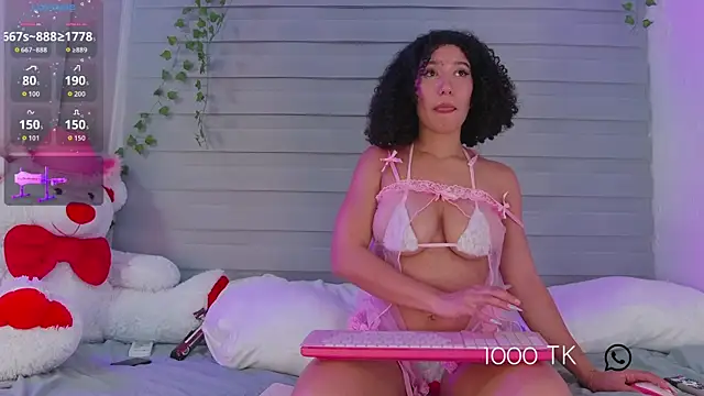 Lovely Janeth online show from April 15, 5:30 am