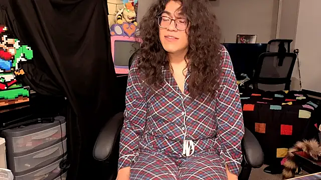 ShinyCherub online show from November 14, 2:33 am