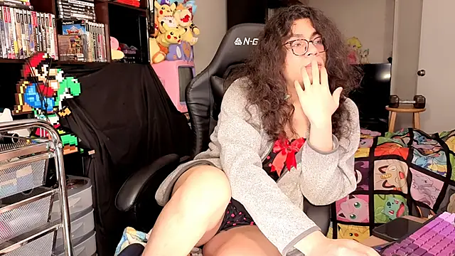 ShinyCherub online show from April 12, 3:26 pm