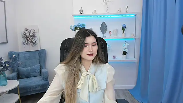 AnneTLi online show from September 23, 8:07 pm