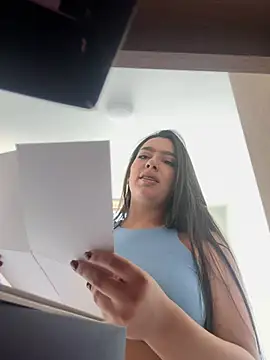 Nicollemays online show from February 27, 4:07 pm