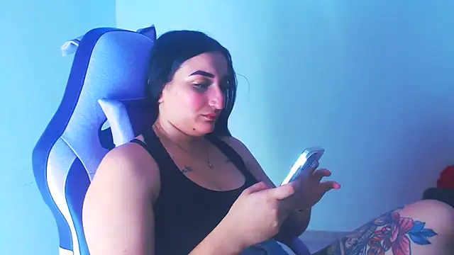 liz dirty online show from April 2, 11:46 pm