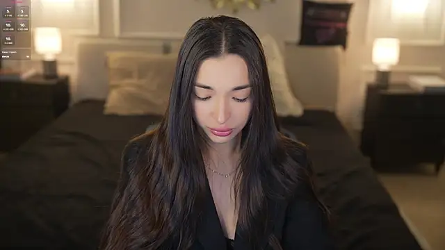 Jasmine Flow online show from July 5, 1:06 pm