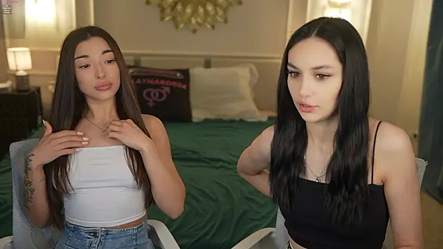 Jasmine Flow online show from March 9, 8:28 am