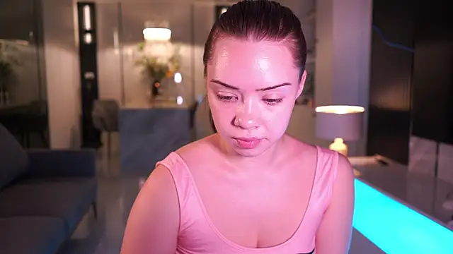 VixenMia online show from October 21, 4:38 am