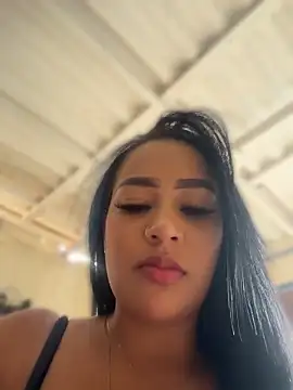 Luisa Fernandaa online show from April 9, 9:53 pm