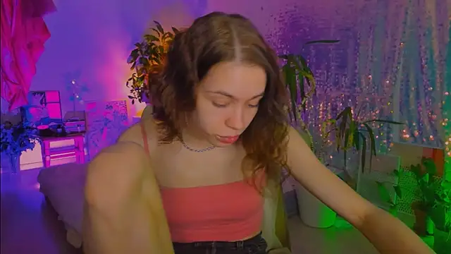 poli   online show from March 30, 7:02 pm