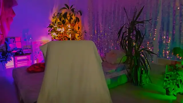 poli   online show from September 16, 8:06 pm