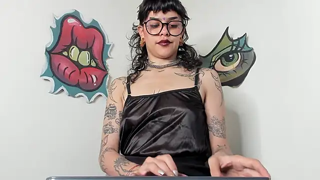 trinitty online show from March 20, 9:52 pm