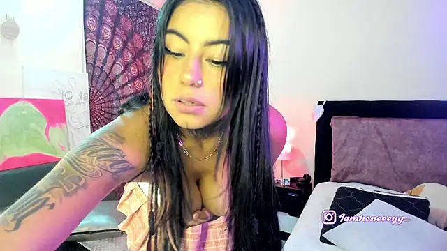 Thedollhoney online show from April 24, 5:38 pm