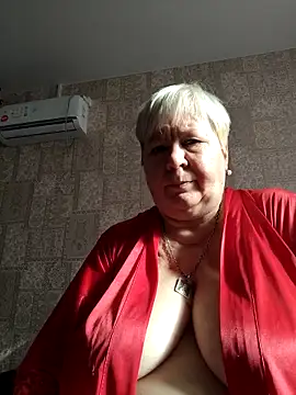 EffectFiona online show from October 13, 6:38 am