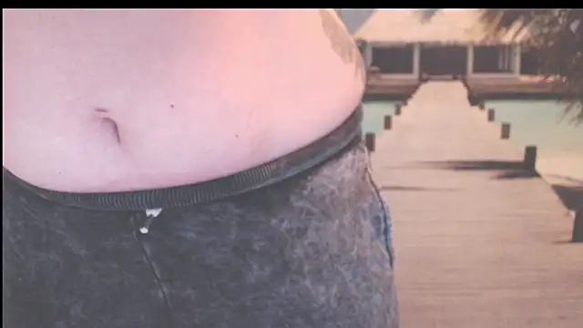 Queen  Natasha online show from April 21, 9:44 pm