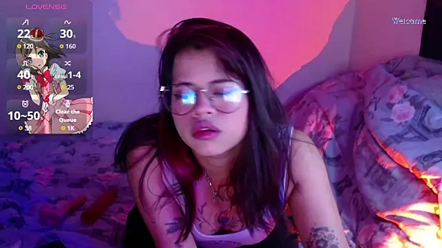 violetagrey  online show from November 14, 2:33 am