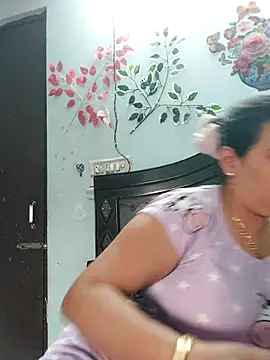 Poojabhabi101 online show from December 2, 5:31 am