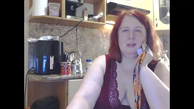 NikolRedMilf online show from June 5, 10:16 pm