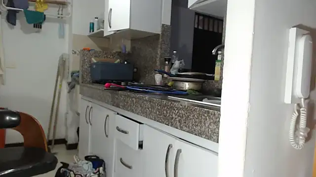 LiraRusso online show from October 20, 10:35 pm