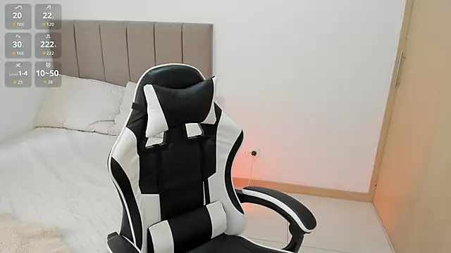 soyamandaa  online show from February 4, 5:38 pm