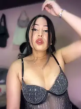 Noa Sakura  online show from May 6, 9:41 pm