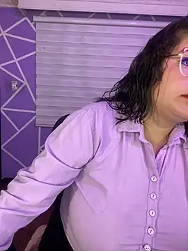 MiiaaJoness online show from June 24, 5:06 am
