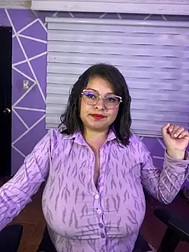MiiaaJoness online show from July 28, 7:39 pm